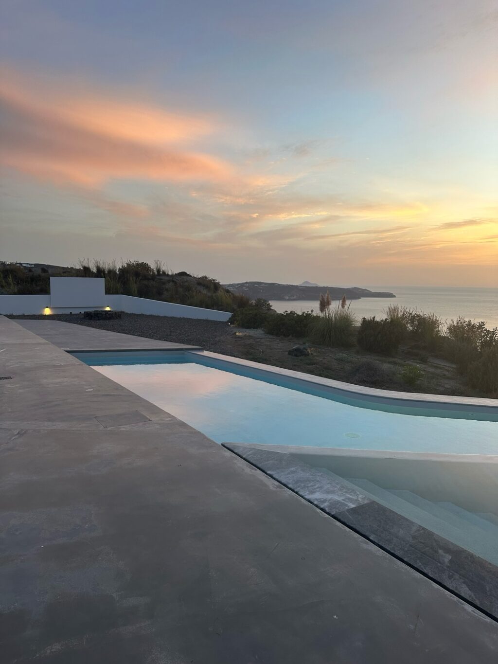 Instagram post from erosantorini. This post is in position 0.